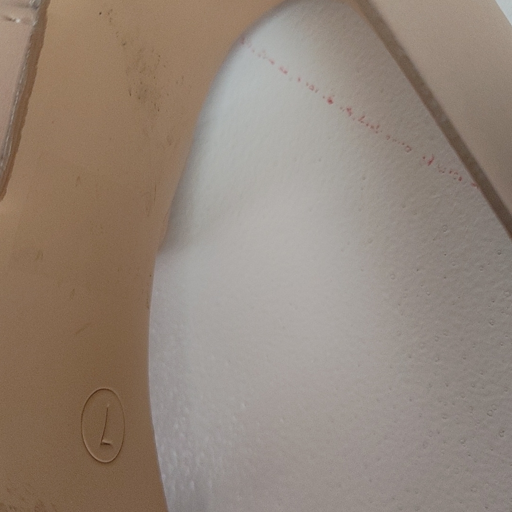 Heels - Picture 6 of 6